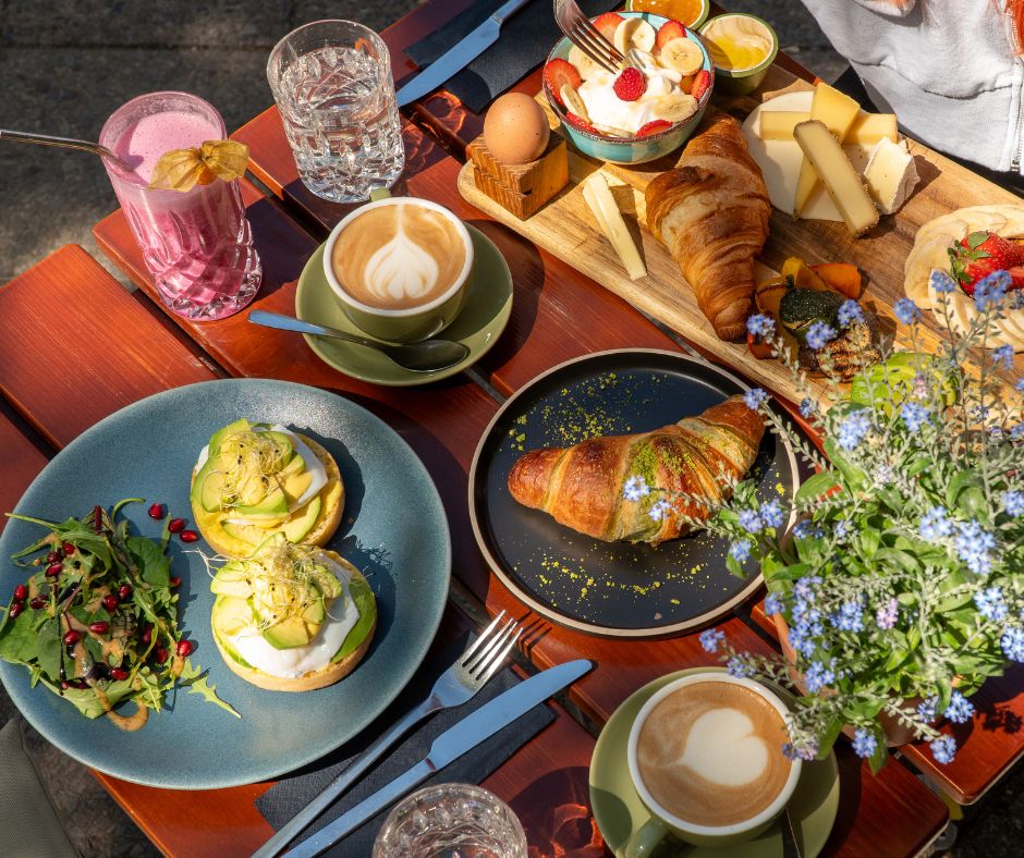 Lit Coffeebar & Bakery-3