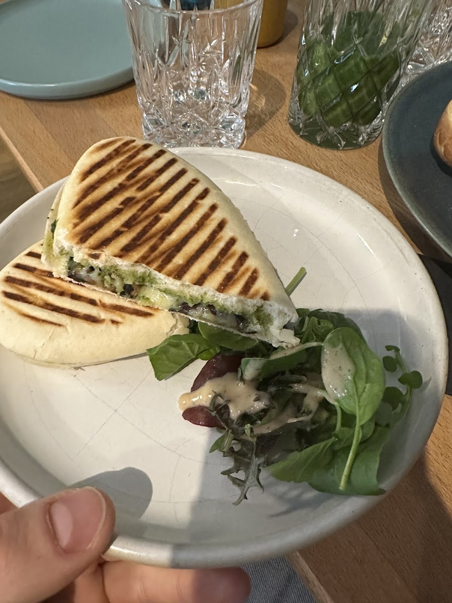 Lit Coffeebar & Bakery-7